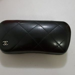 Eye glasses case